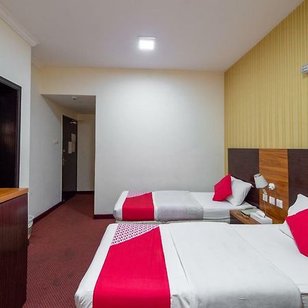 Central Paris Hotel, Baniyas Square ดูไบ ภายนอก รูปภาพ